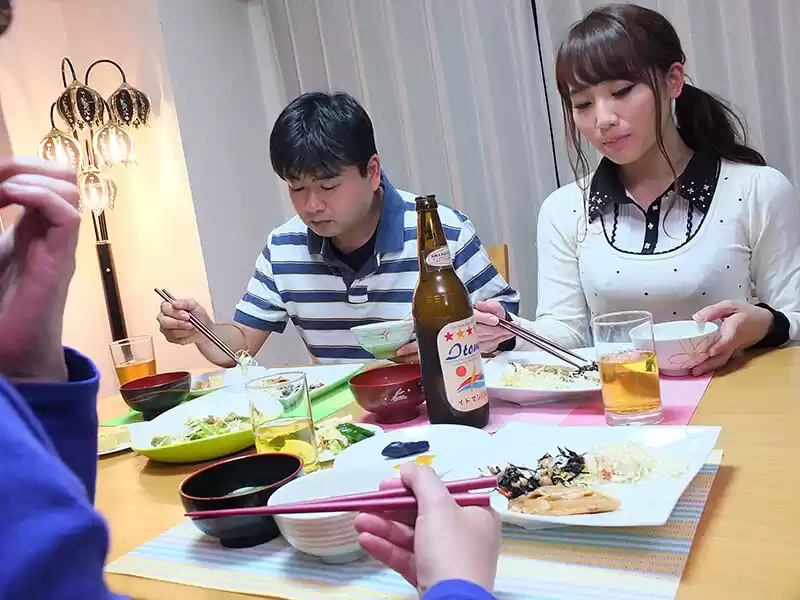 ベストヒット官能小説 濡れ潤む兄嫁 ～義姉の密肌～ 隣で寝てるのに…、バレないように声我慢NTRセックス 倉多まお