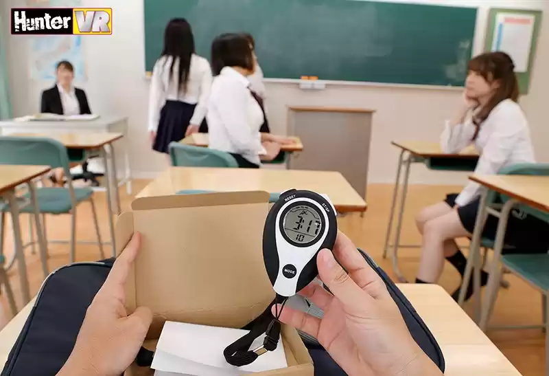 【VR】 そなたに時間を止める能力を授けよう！謎のストップウォッチで自由自在に時間を止めて、同級生も新任教師も保健の先生も好き放題のヤリ放題！！時間停止VR